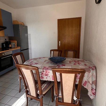 Apartments Paulina Трогір Екстер'єр фото
